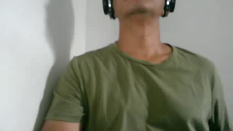 Kamilo online show from February 2026 09:53:02 PM