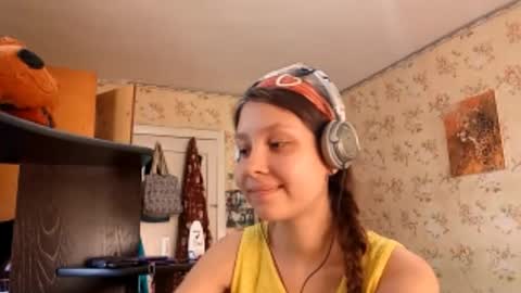 Mari  Simmons online show from September 2025 07:13:02 AM