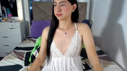 -- kammi -- online show from June 2026 01:09:01 AM