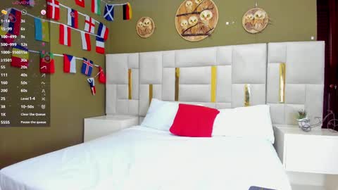 hello  Im Danni online show from February 2025 02:46:02 PM