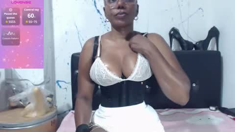Paola online show from March 2026 05:07:01 PM