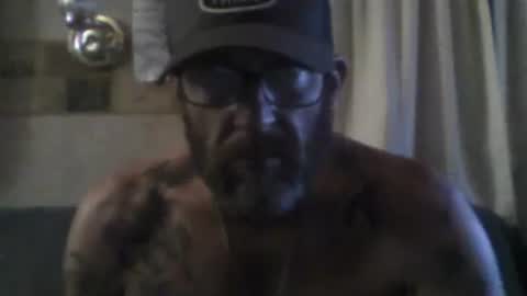 Snapshot of kaneisyours2420 chatting on October 2025 08:23:02 AM Tucker online show from October 2025 08:23:02 AM