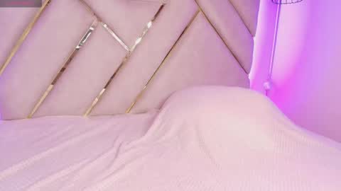 Snapshot of kanela_miller_ chatting on September 2025 12:05:01 PM Cami online show from September 2025 12:05:01 PM