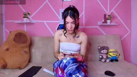 kaoriille online show from November 2025 02:34:01 AM