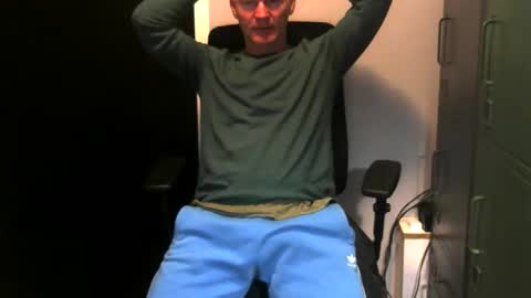 Robbie online show from April 2026 04:45:02 AM