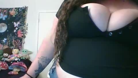 karamelbaby89 online show from April 2026 02:05:01 AM