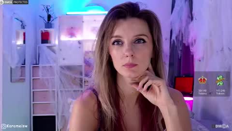 Snapshot of karamelsw chatting on November 2025 10:10:02 PM Julia online show from November 2025 10:10:02 PM