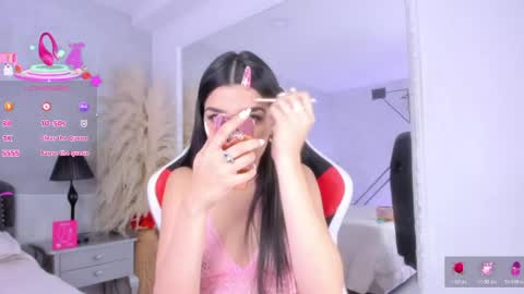 Karely online show from April 2026 03:05:02 PM