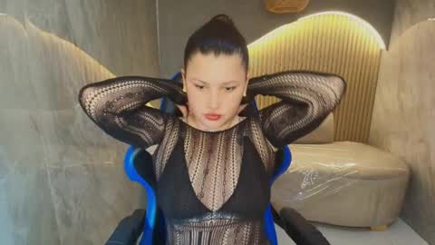 Karen  online show from April 2026 05:07:02 AM