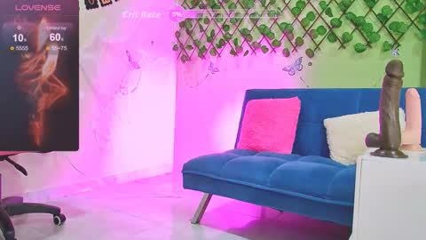 Snapshot of karen_ariass chatting on October 2025 01:44:01 PM Karen online show from October 2025 01:44:01 PM