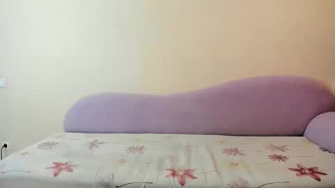 Snapshot of karennaz chatting on December 2025 10:36:01 PM Karen online show from December 2025 10:36:01 PM