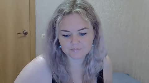 Snapshot of karennelsonx chatting on September 2025 10:59:01 AM karennelsonx online show from September 2025 10:59:01 AM