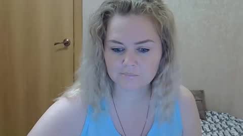 Snapshot of karennelsonx chatting on November 2025 08:18:02 PM karennelsonx online show from November 2025 08:18:02 PM