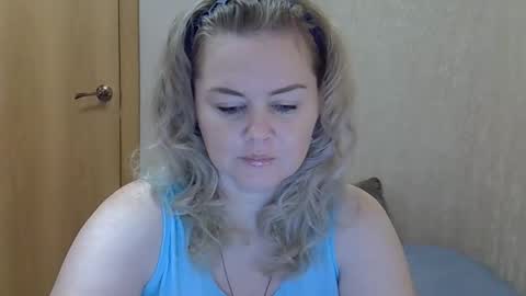 Snapshot of karennelsonx chatting on December 2025 02:56:02 PM karennelsonx online show from December 2025 02:56:02 PM