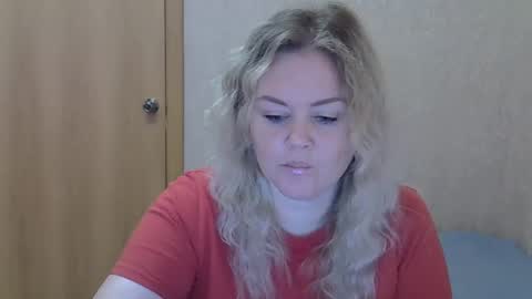 karennelsonx online show from May 2026 12:23:01 PM