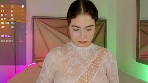 Karen online show from October 2025 05:07:02 AM