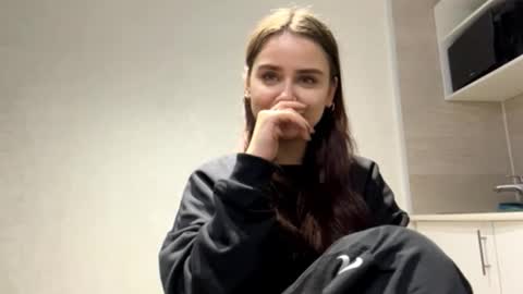 Snapshot of kareystutsman chatting on December 2025 07:07:01 PM kareystutsman online show from December 2025 07:07:01 PM