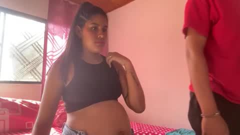 Snapshot of kariina_candy chatting on February 2026 02:17:02 PM kariina candy and fox online show from February 2026 02:17:02 PM