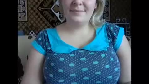 Snapshot of karilina_hi chatting on December 2024 07:45:02 AM Karilina Hi online show from December 2024 07:45:02 AM