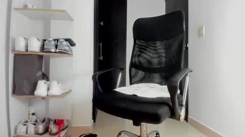 Karim online show from February 2026 10:59:01 AM