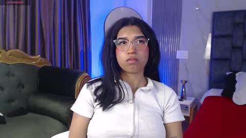 Karina online show from February 2026 08:38:02 PM