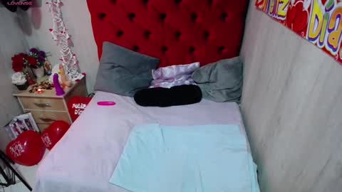 KARINA MILF online show from September 2025 08:19:01 PM