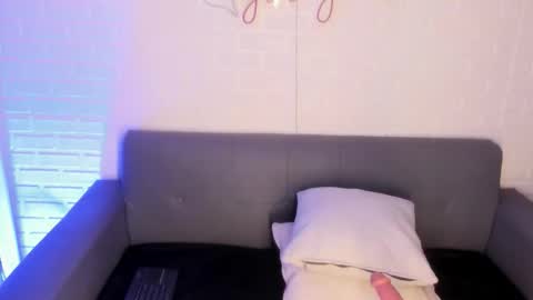 Kari online show from November 2025 11:34:02 AM