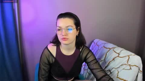 karina online show from December 2025 03:44:02 AM