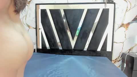 KarinaSimonz online show from October 2025 03:00:02 PM