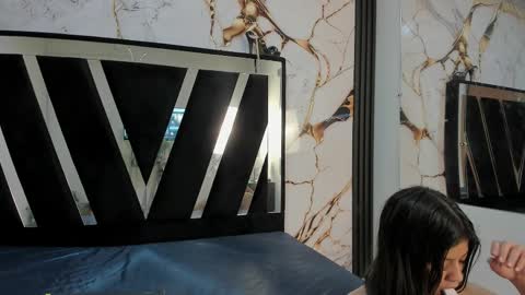 KarinaSimonz online show from October 2025 07:38:01 PM