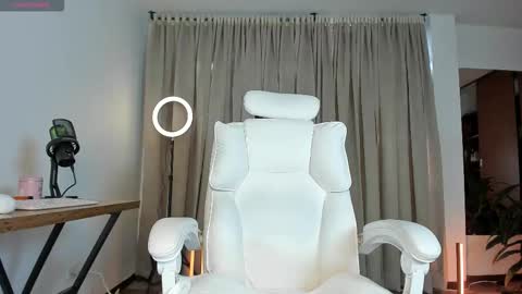 Karin online show from March 2026 08:04:02 PM