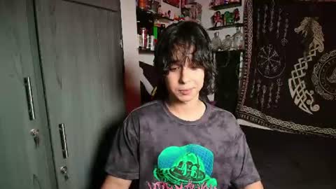 Snapshot of kariozzz chatting on July 2026 10:12:01 PM call me kai 3 online show from July 2026 10:12:01 PM