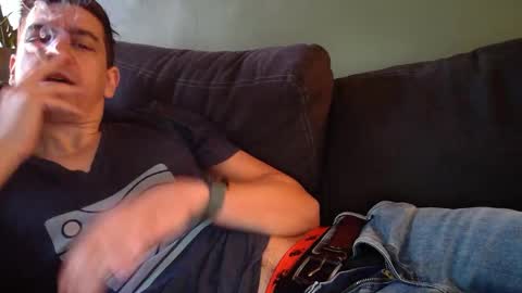 Snapshot of karl_mask chatting on December 2024 04:20:01 PM Karl online show from December 2024 04:20:01 PM