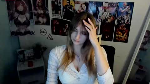 Snapshot of karla_flower chatting on November 2025 01:55:01 PM Karla online show from November 2025 01:55:01 PM