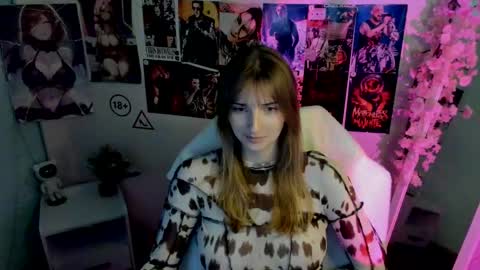 Snapshot of karla_flower chatting on December 2025 01:26:01 PM Karla online show from December 2025 01:26:01 PM