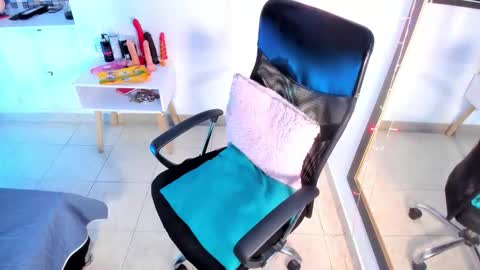 Snapshot of karla_gonzaless chatting on January 2026 06:22:02 PM Karla Gonzaless online show from January 2026 06:22:02 PM