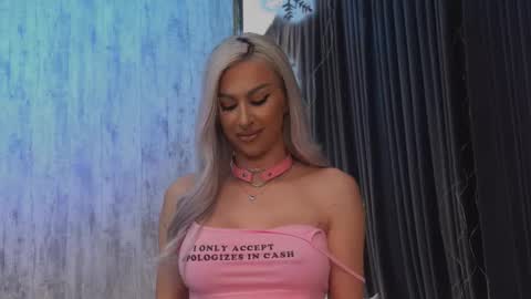 KarlaBart online show from January 2026 08:10:02 PM