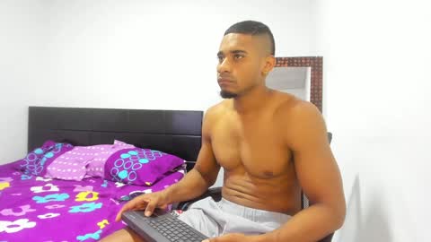 karlgenjen online show from January 2025 09:34:01 PM