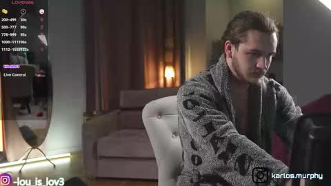 Karlos and Louis online show from November 2025 03:50:01 AM