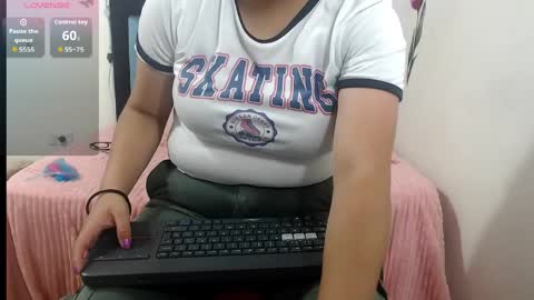 karlyxs online show from April 2026 11:52:02 AM