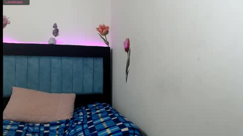 karlyxs online show from April 2026 12:31:01 PM