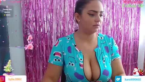 Snapshot of karol_09 chatting on December 2024 05:26:01 PM karol 09 online show from December 2024 05:26:01 PM