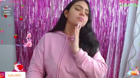 Snapshot of karol_09 chatting on January 2025 02:44:02 AM karol 09 online show from January 2025 02:44:02 AM