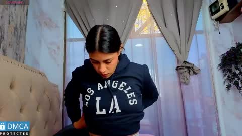 Snapshot of karol_gonzalez_ chatting on May 2026 11:06:01 AM Karol online show from May 2026 11:06:01 AM