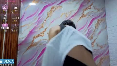 Snapshot of karol_gonzalez_ chatting on June 2026 11:02:01 AM Karol online show from June 2026 11:02:01 AM