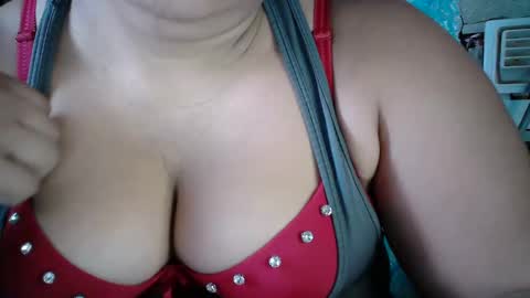 Snapshot of karolbb chatting on December 2024 07:32:02 PM karolbb online show from December 2024 07:32:02 PM