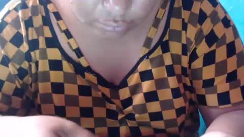 Snapshot of karolbb chatting on January 2025 12:35:02 PM karolbb online show from January 2025 12:35:02 PM