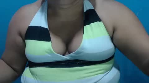 Snapshot of karolbb chatting on January 2025 08:35:01 PM karolbb online show from January 2025 08:35:01 PM