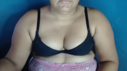 Snapshot of karolbb chatting on January 2025 11:21:02 AM karolbb online show from January 2025 11:21:02 AM