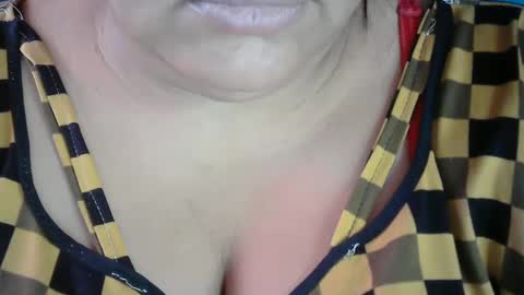 Snapshot of karolbb chatting on March 2025 02:23:02 PM karolbb online show from March 2025 02:23:02 PM